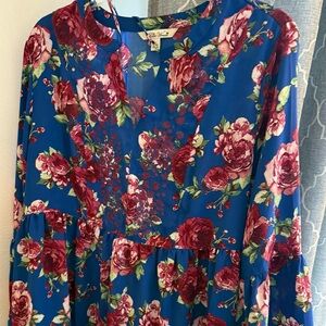 Floral Blue new large top